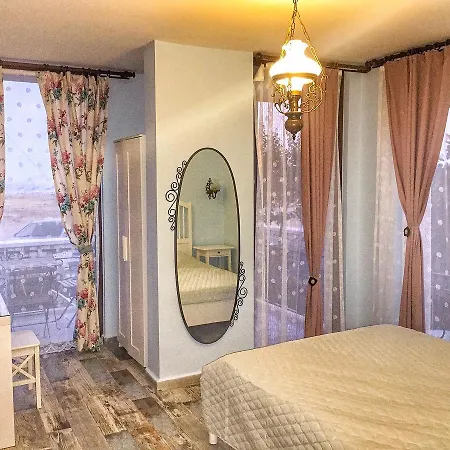 Beyaz Tas Butik Hotel Ayvalı