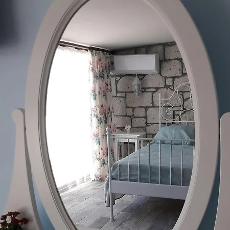 Hotel Beyaz Tas Butik Ayvalı